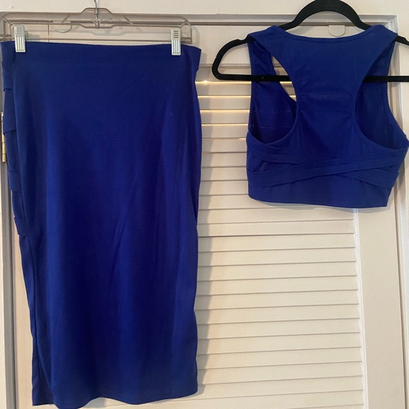 Never worn! Cute skirt set - Picture 4 of 4